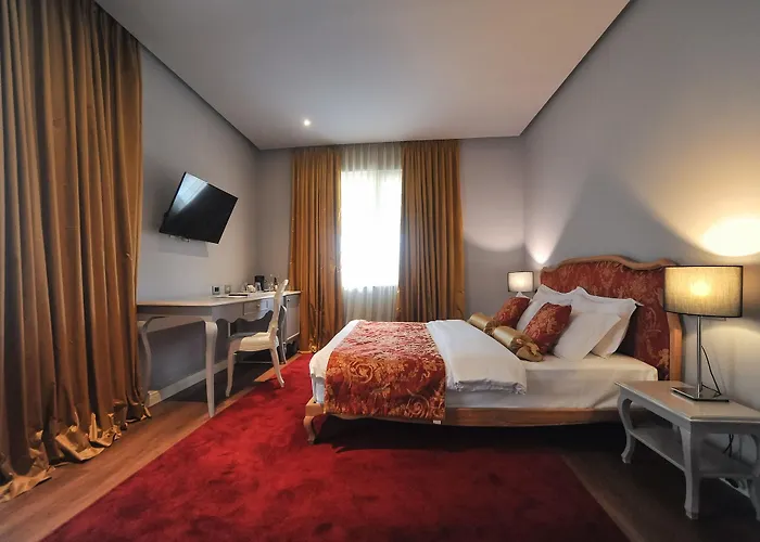 Classic 4* Tirana