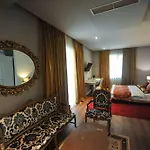 Hotel Classic 4*