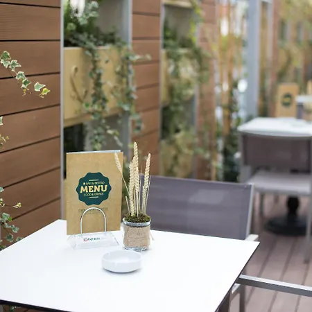 호텔 Classic 티라나